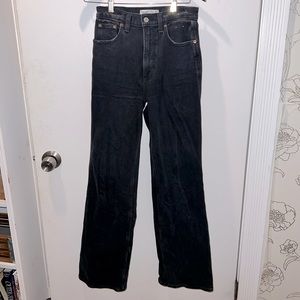 Abercrombie and fitch the 90s relaxed jean ultra high rise